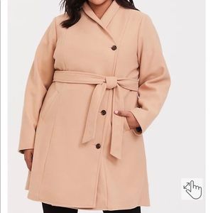 Beautiful! Asymmetrical-front camel coat with waist tie